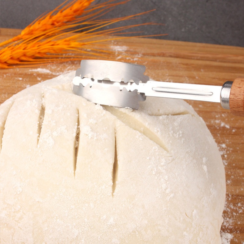 Резак для теста и хлеба с 5-ле – обзор и цена Dough Scraper Curved