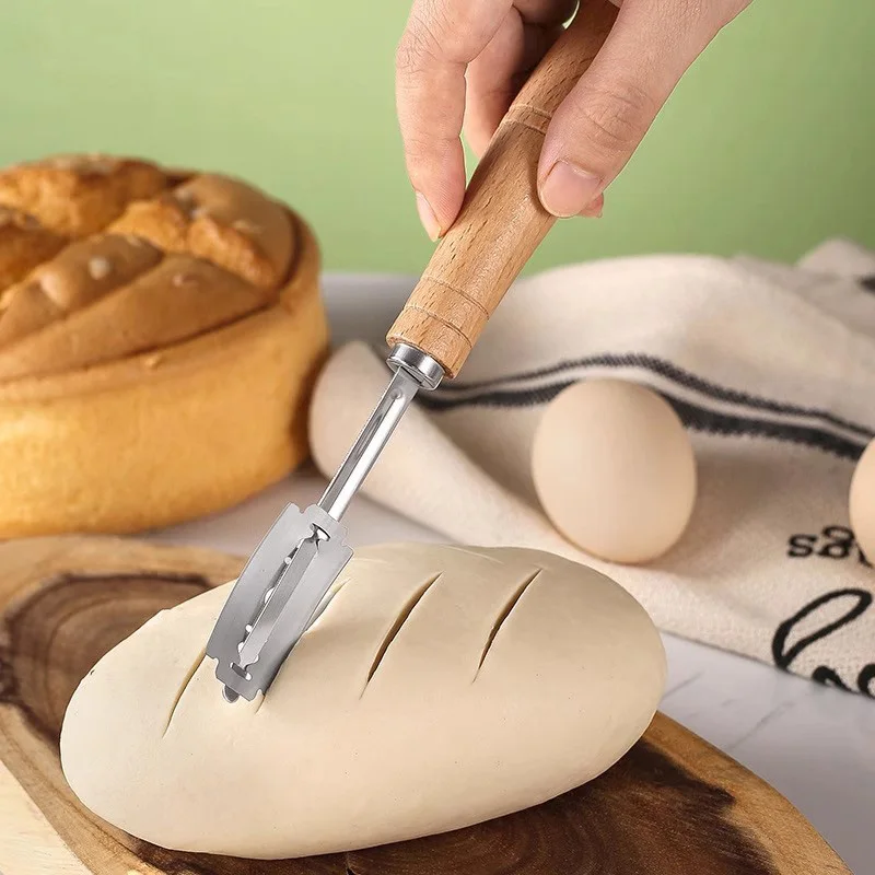 Нож для выпечки теста и хлеба  – обзор и цена Dough Scraper Curved